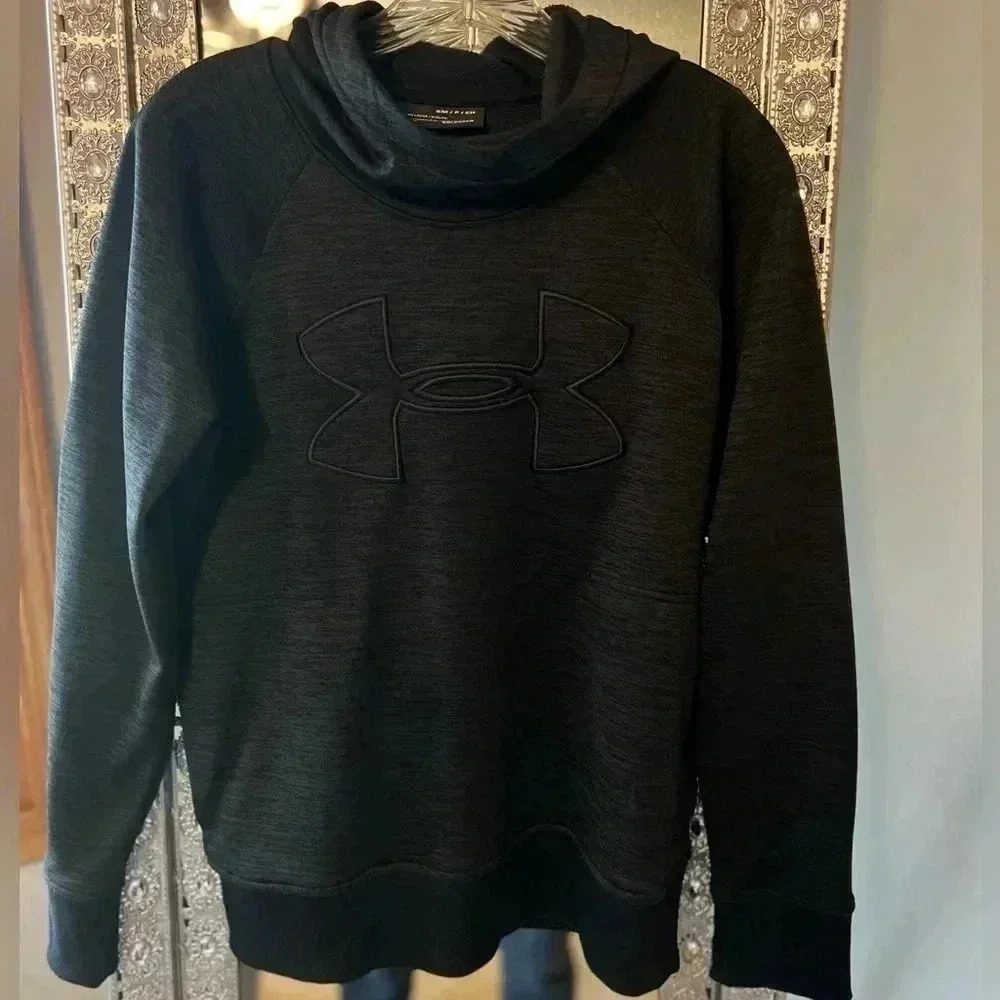 Under Armour Women’s Fleece Big Logo Hoodie. Size small